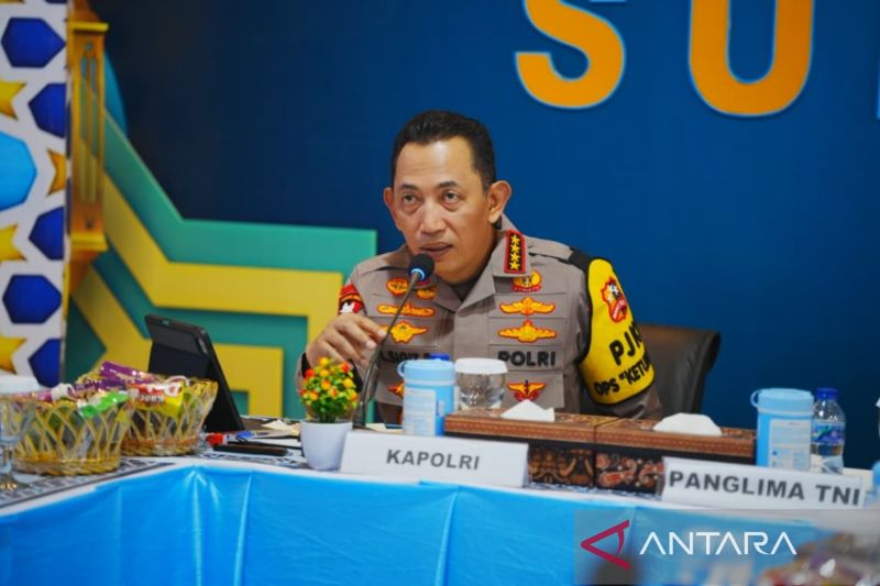 Kapolri Perintahkan Personel Berikan Pelayanan Maksimal Saat Shalat Id